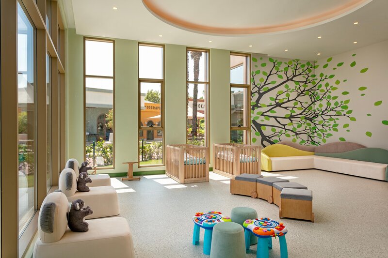 Titanic Beach Lara 59