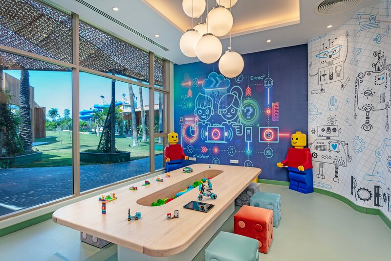 Titanic Beach Lara 70