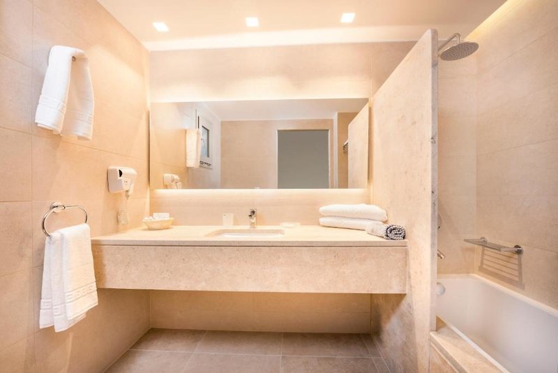 Horizon Beach Resort 34