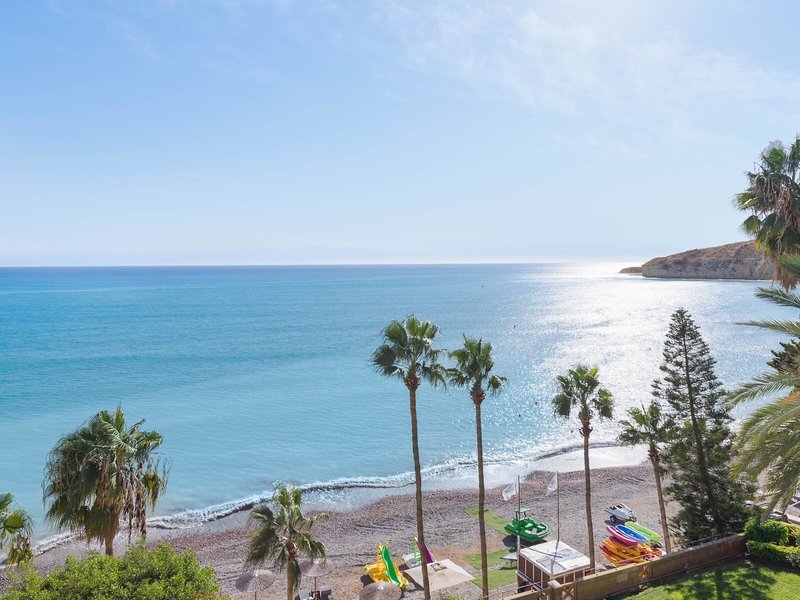 Columbia Beach Resort 16