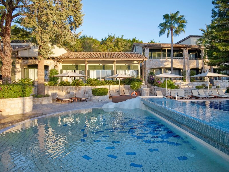 Columbia Beach Resort 25