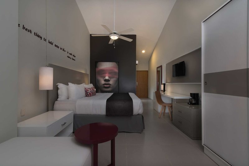 Emotions By Hodelpa Juan Dolio 13