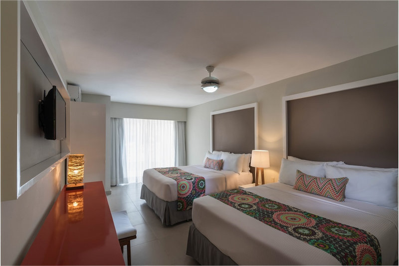 Emotions by Hodelpa Juan Dolio 4