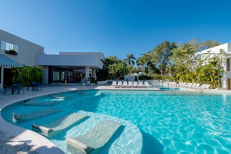 Emotions by Hodelpa Juan Dolio 89