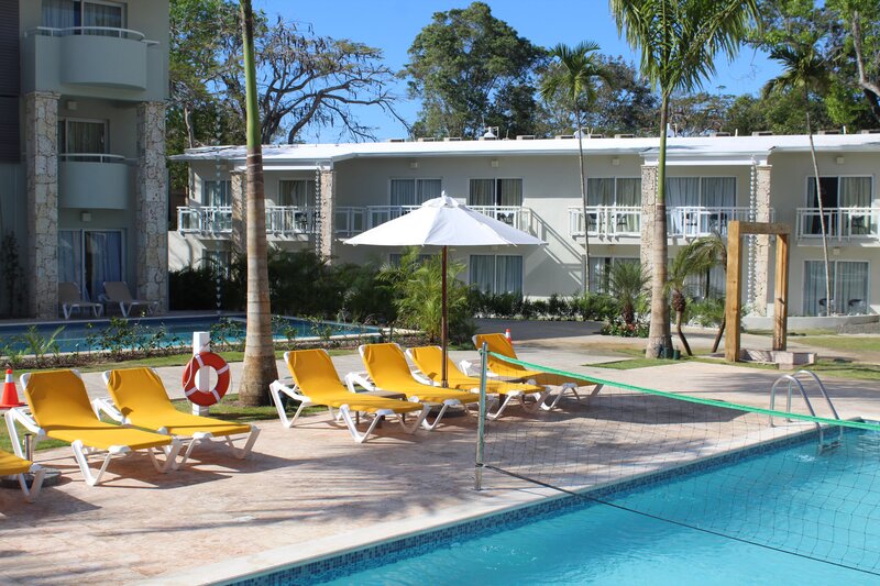 Emotions by Hodelpa Juan Dolio 100