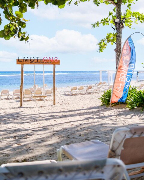 Emotions by Hodelpa Juan Dolio 131