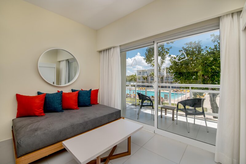 Emotions by Hodelpa Juan Dolio 193