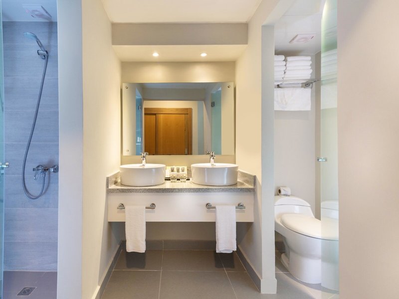 Emotions by Hodelpa Juan Dolio 40