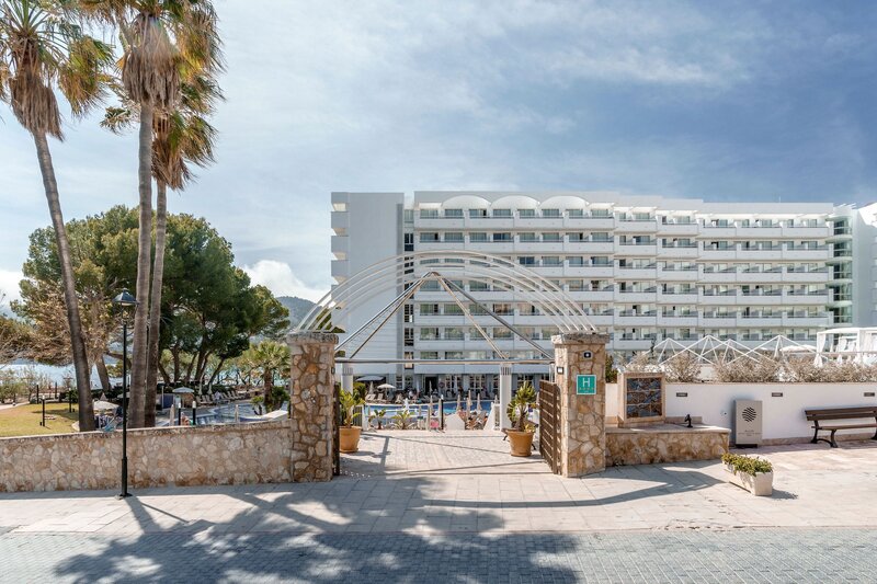 Alua Gran Camp de Mar 5