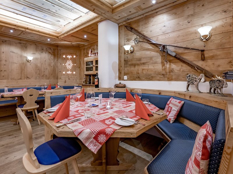 Turmhotel Victoria Davos 17