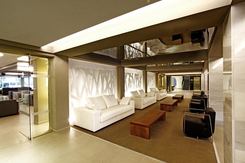 Hotel Java 6