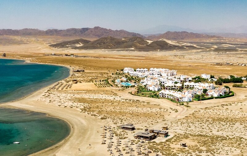 Lahami Bay Beach Resort & Gardens 1