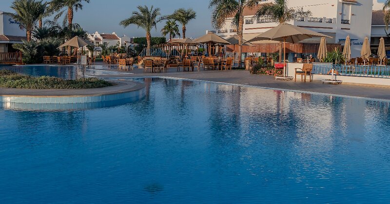 Lahami Bay Beach Resort & Gardens 4