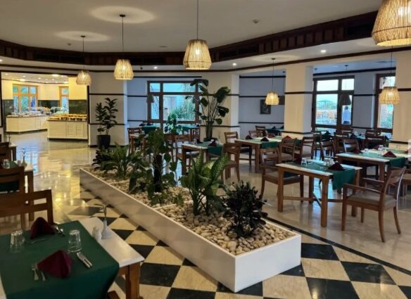 Lahami Bay Beach Resort & Gardens 9