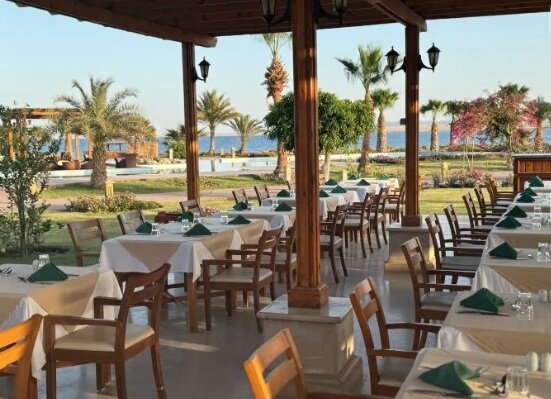 Lahami Bay Beach Resort & Gardens 10