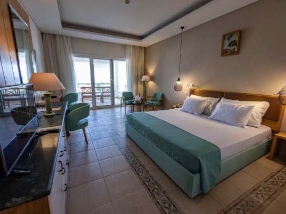 Lahami Bay Beach Resort & Gardens 16