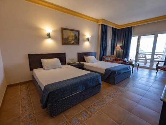 Lahami Bay Beach Resort & Gardens 20