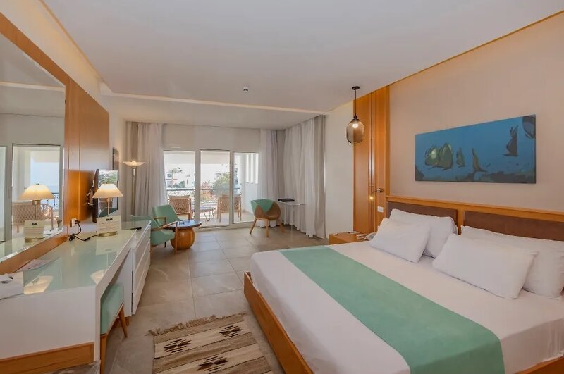 Lahami Bay Beach Resort & Gardens 27