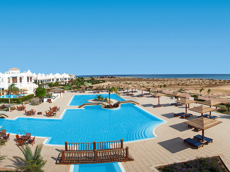 Lahami Bay Beach Resort & Gardens 1