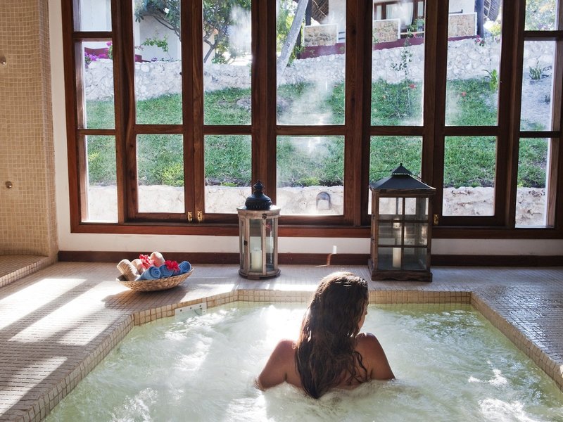 Karafuu Beach Resort & Spa 13