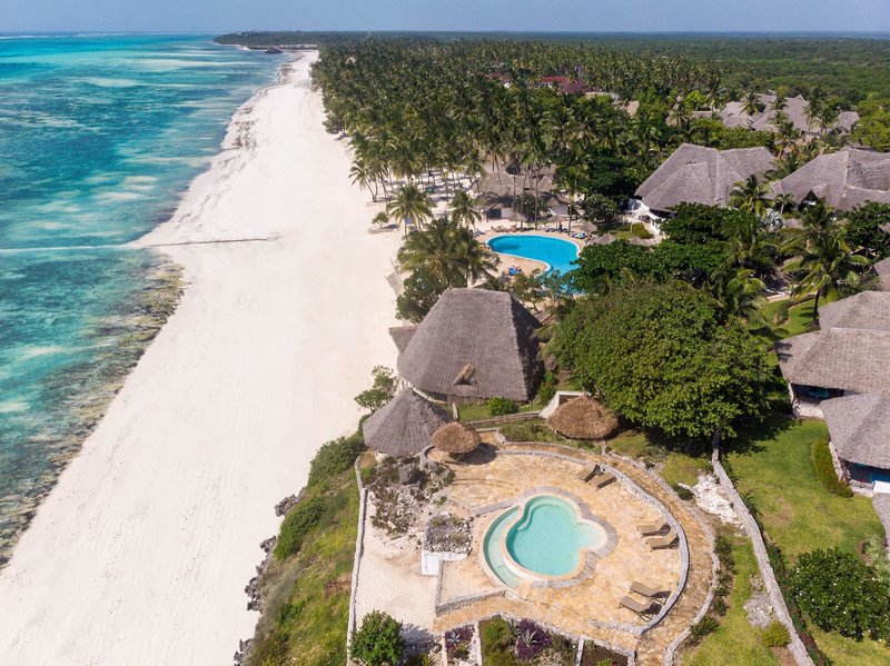 Karafuu Beach Resort & Spa 10