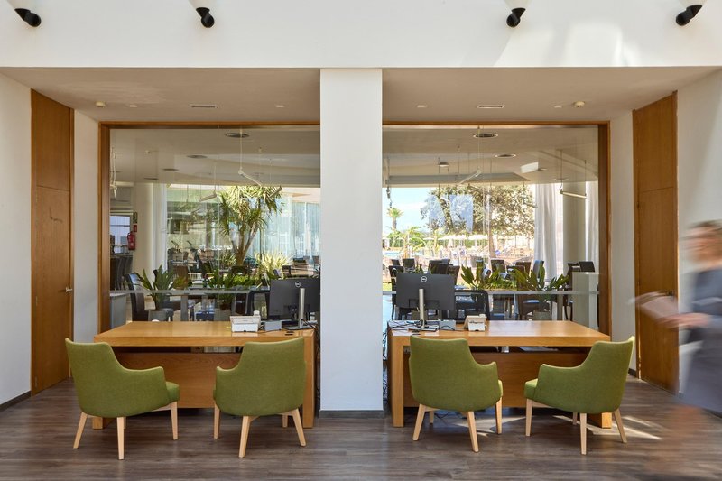 ZAFIRO Alzinar Mar 8