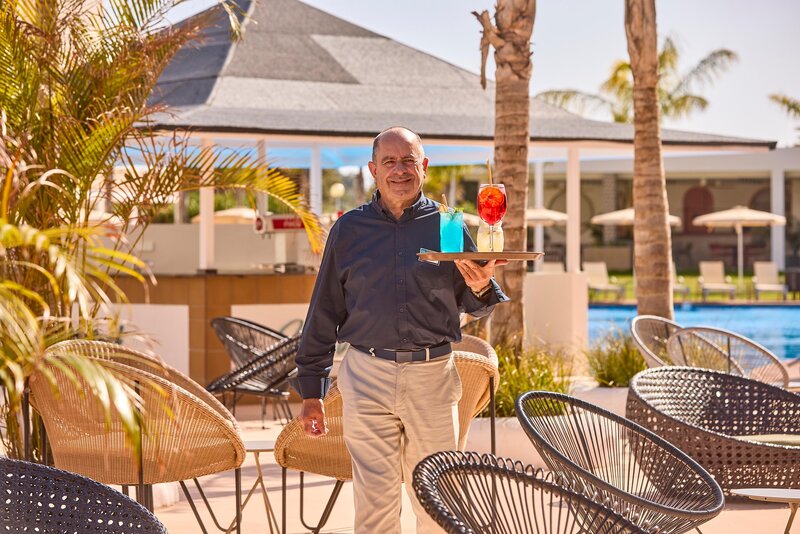 ZAFIRO Alzinar Mar 81