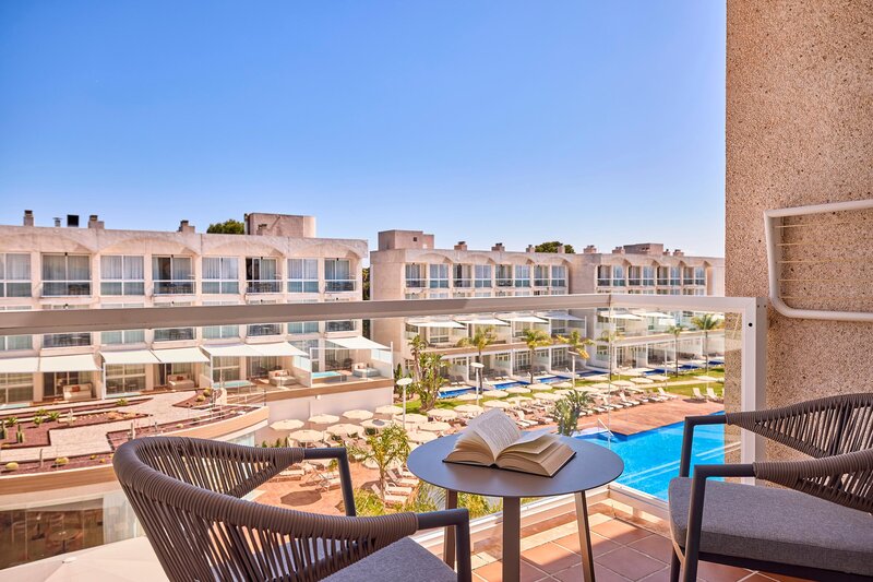 ZAFIRO Alzinar Mar 82