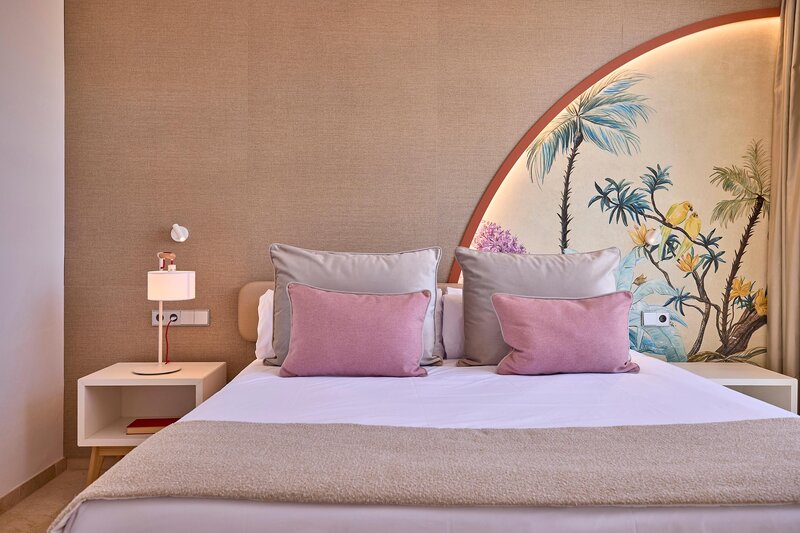 ZAFIRO Alzinar Mar 83