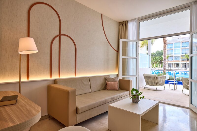 ZAFIRO Alzinar Mar 89