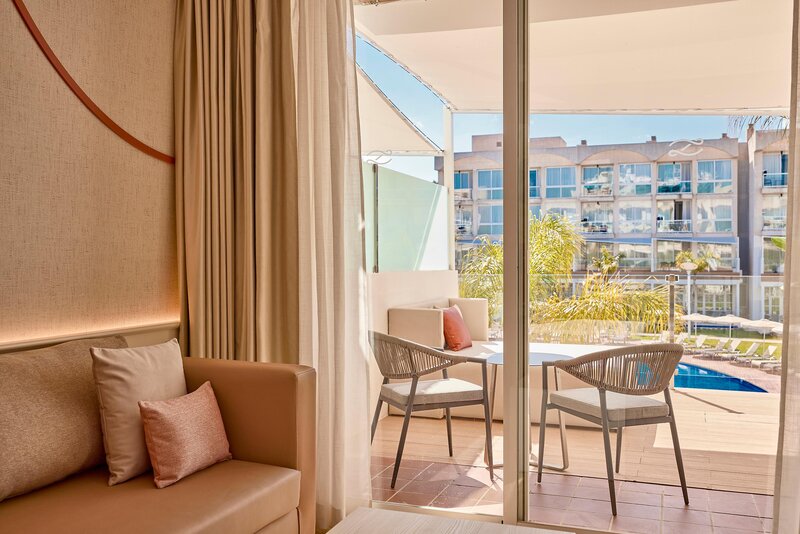 ZAFIRO Alzinar Mar 97