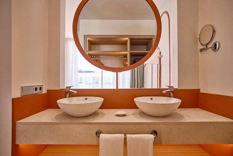 ZAFIRO Alzinar Mar 99