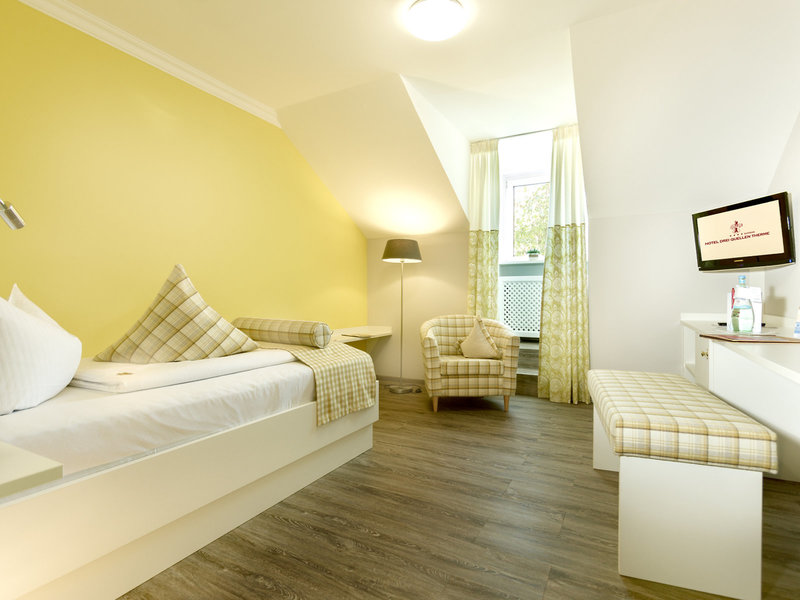 Drei Quellen Therme 25