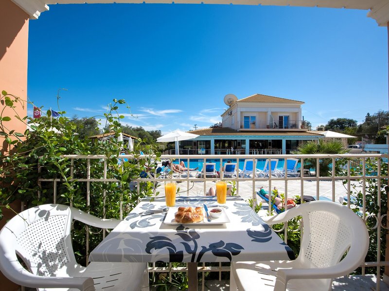 Kavos Plaza Hotel 2