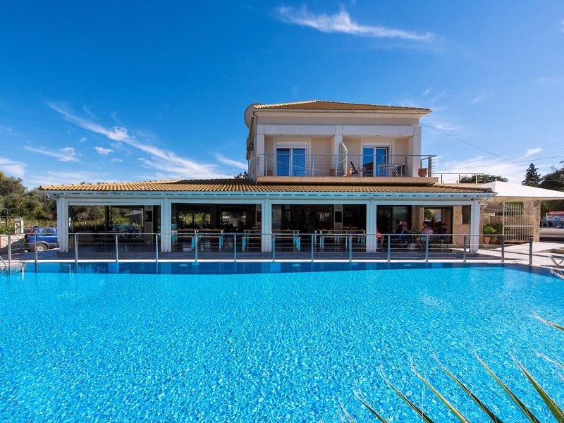 Kavos Plaza Hotel 7