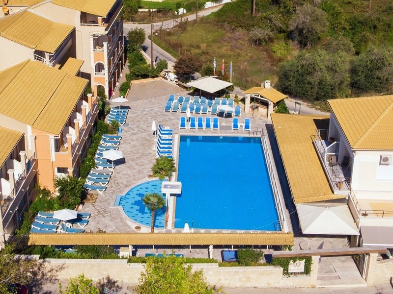 Kavos Plaza Hotel 14