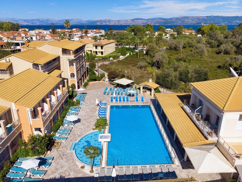 Kavos Plaza Hotel 21