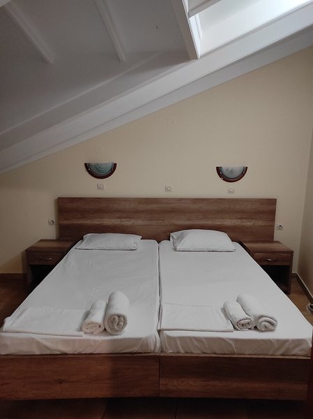 Kavos Plaza Hotel 23