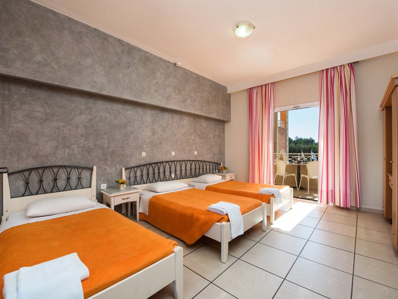 Kavos Plaza Hotel 26