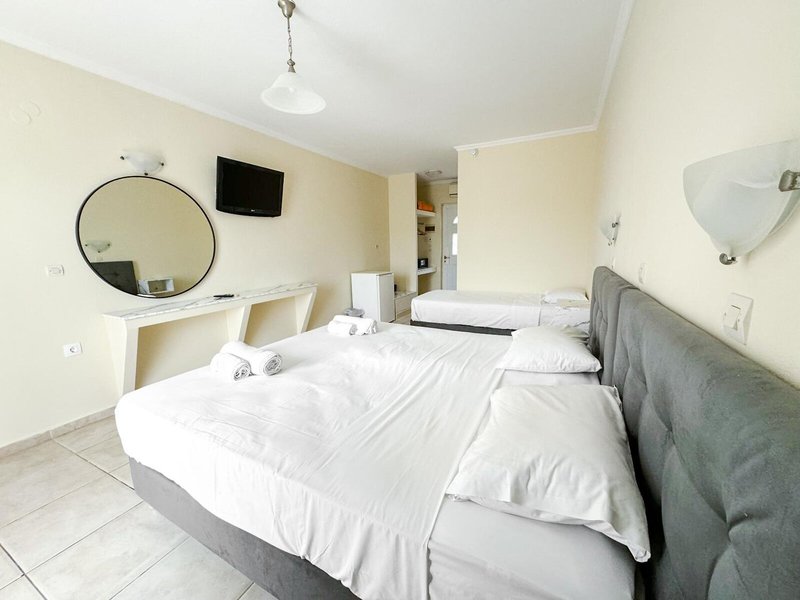 Kavos Plaza Hotel 29