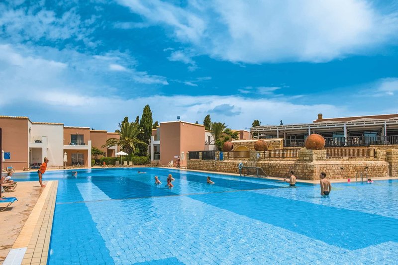 Akteon Holiday Village 14