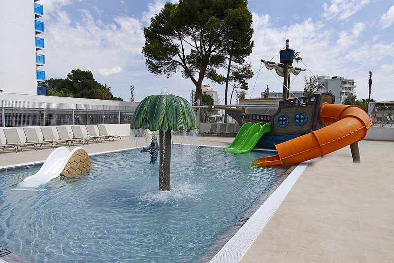 BG Tonga Tower Design Hotel & Suites 3