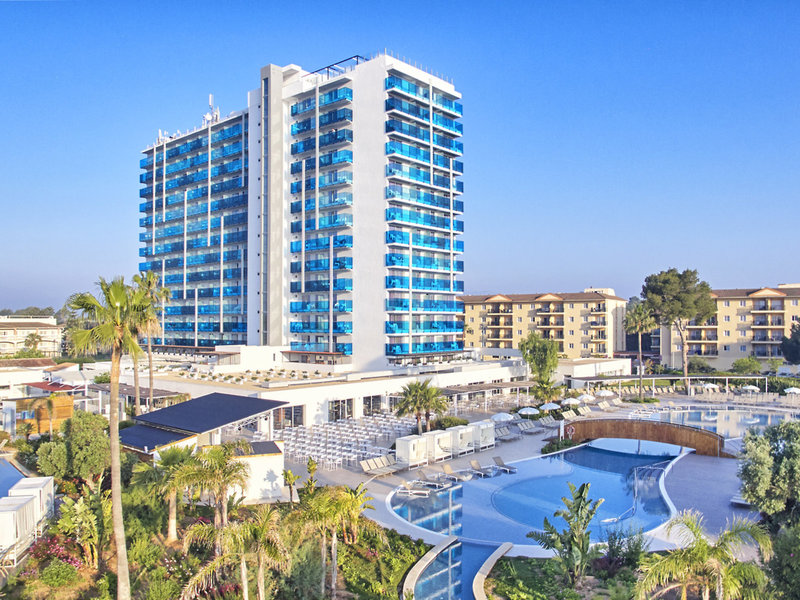 BG Tonga Tower Design Hotel & Suites 1