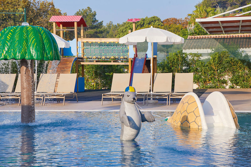 BG Tonga Tower Design Hotel & Suites 9