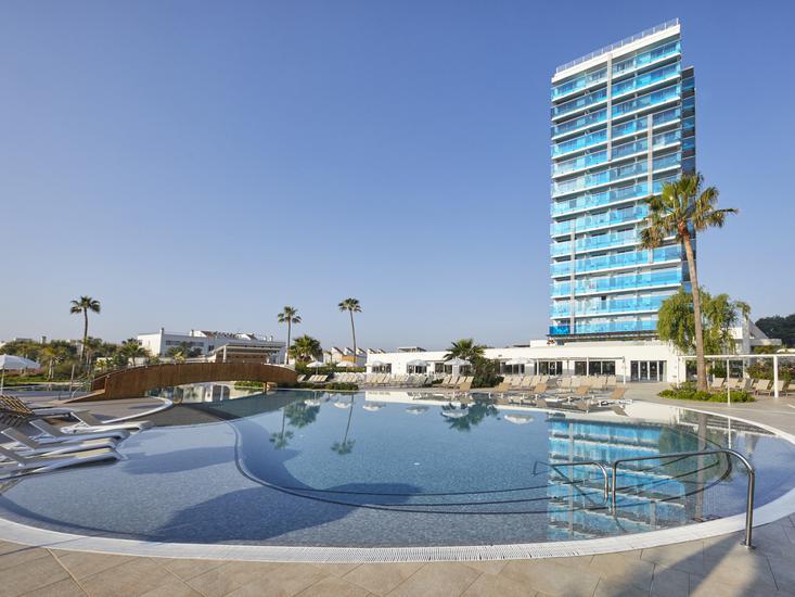 BG Tonga Tower Design Hotel & Suites 2