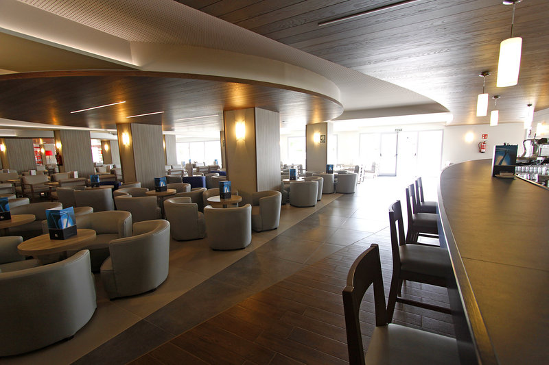 BG Tonga Tower Design Hotel & Suites 14