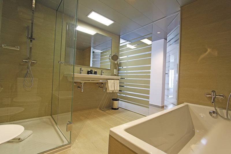 BG Tonga Tower Design Hotel & Suites 42