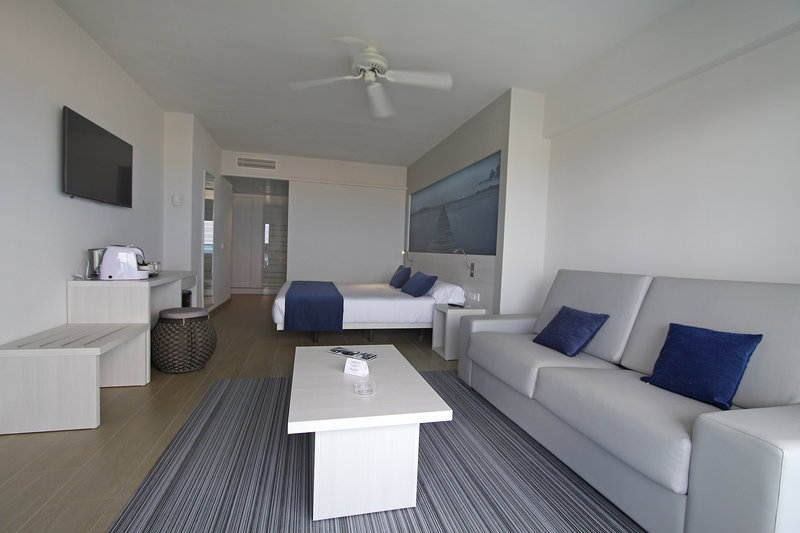 BG Tonga Tower Design Hotel & Suites 44
