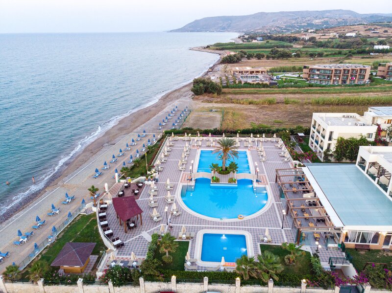 Hydramis Palace Beach Resort 12