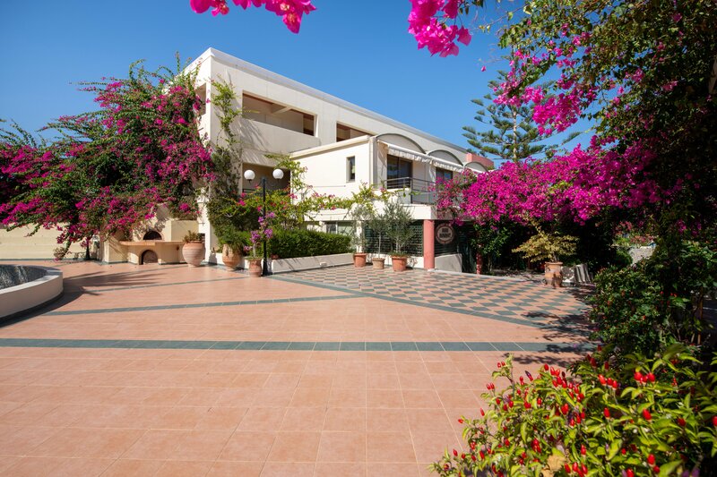 Hydramis Palace Beach Resort 24